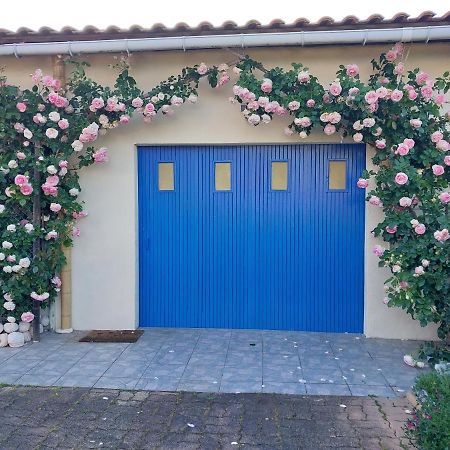 Les Petits Paniers Rivieres (Charente) Exterior foto